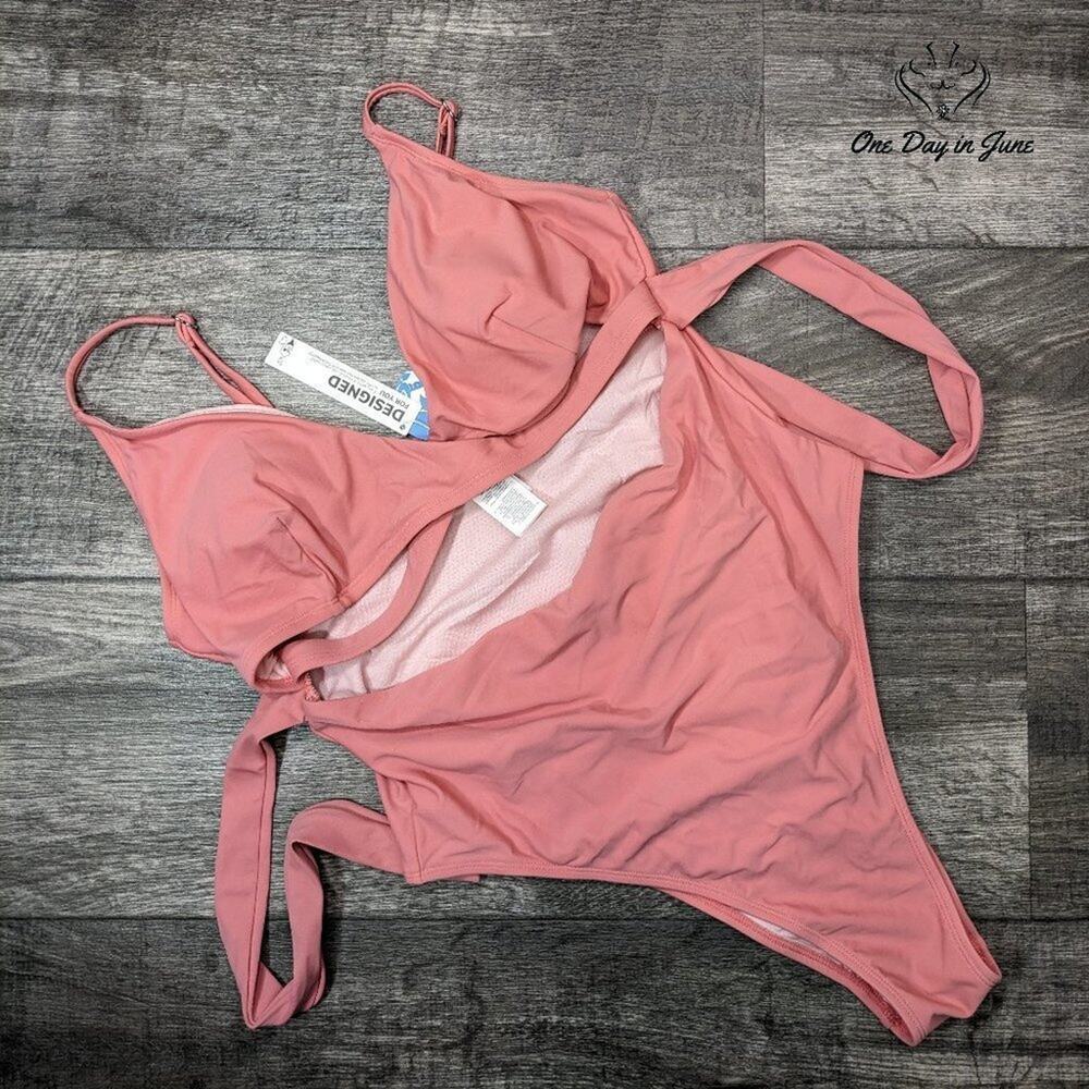Cupshe Cut Out One Piece Swimsuit Size 4